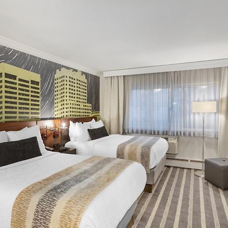 Best Western Plus Milwaukee West Extérieur photo