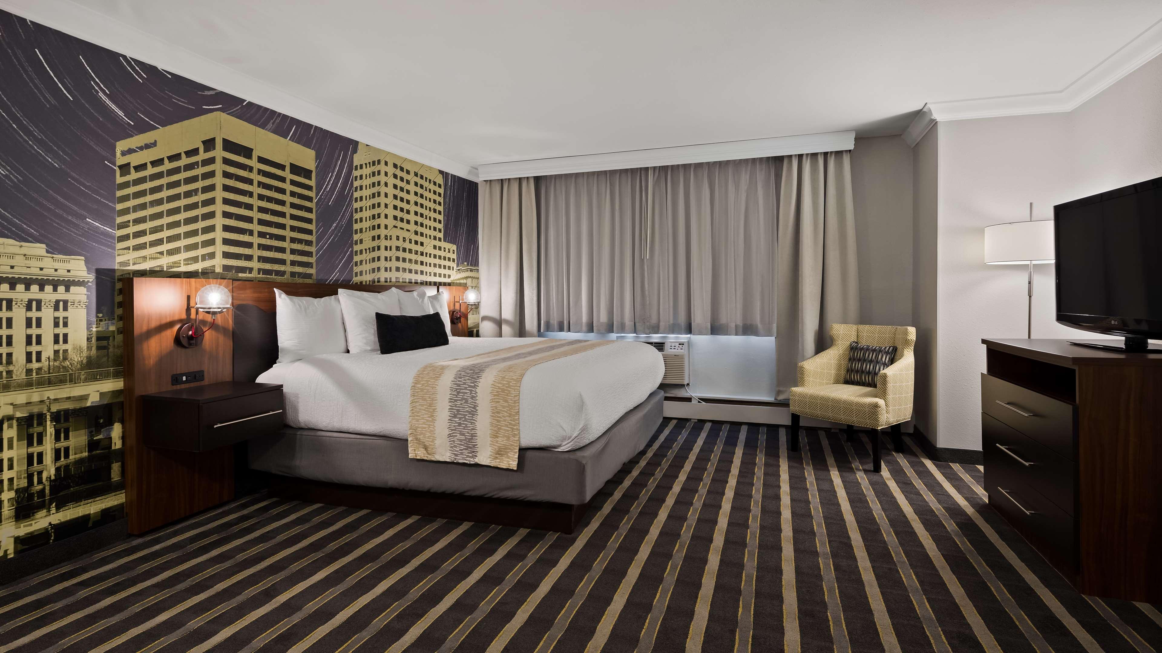 Best Western Plus Milwaukee West Extérieur photo