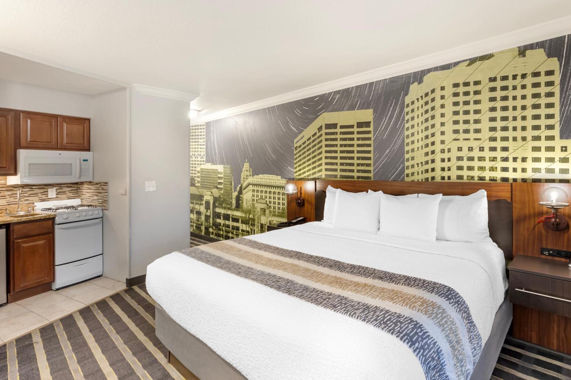 Best Western Plus Milwaukee West Extérieur photo